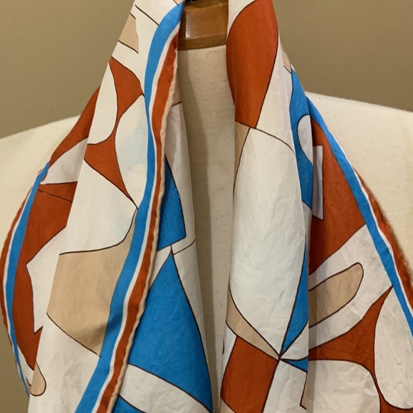 VERA NEUMANN | Vintage silk Mod Scarf - Picture 8 of 8